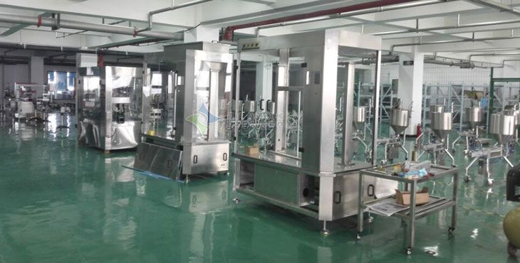 6頭臥式攪拌醬料灌裝機(jī)